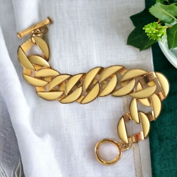 Vtg Enameled Bracelet Chunky Flat Chain Link Gold Tone Ivory Statement Classic. - Picture 16 of 16